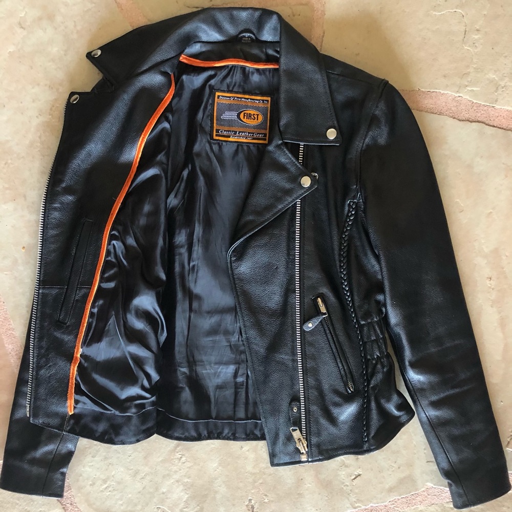Motorcycle leather jacket - Picture 3 of 4